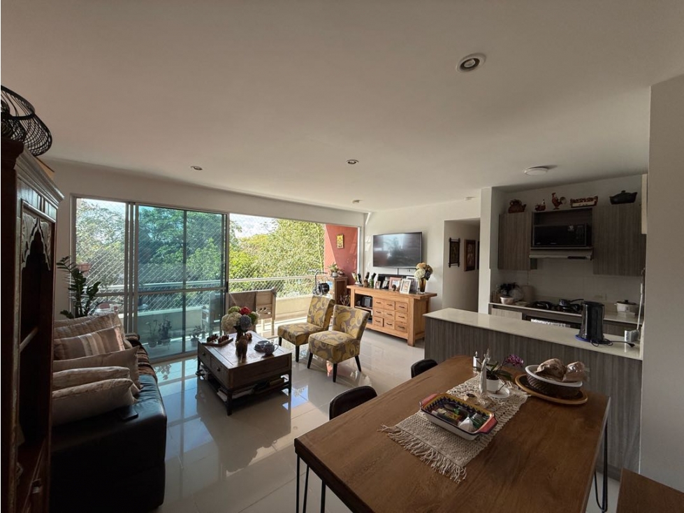 VENTA DE APARTAMENTO EN ENVIGADO UNIDAD MUY FAMILIAR