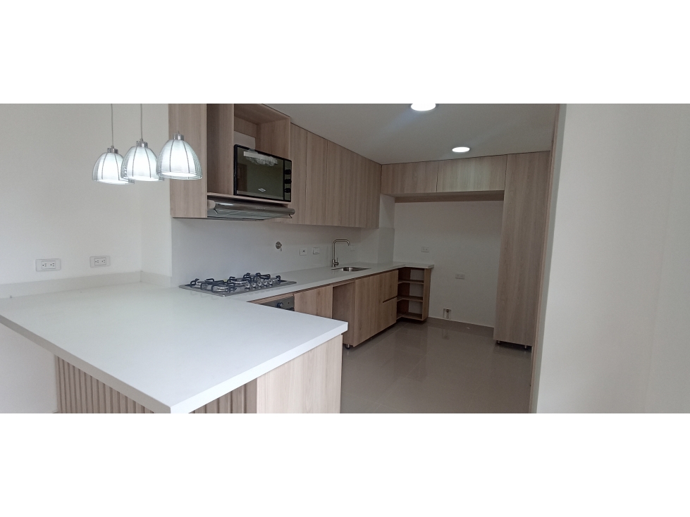 VENTA APARTAMENTO PARA ESTRENAR BELEN ALAMEDA, AMPLIOS ESPACIOS