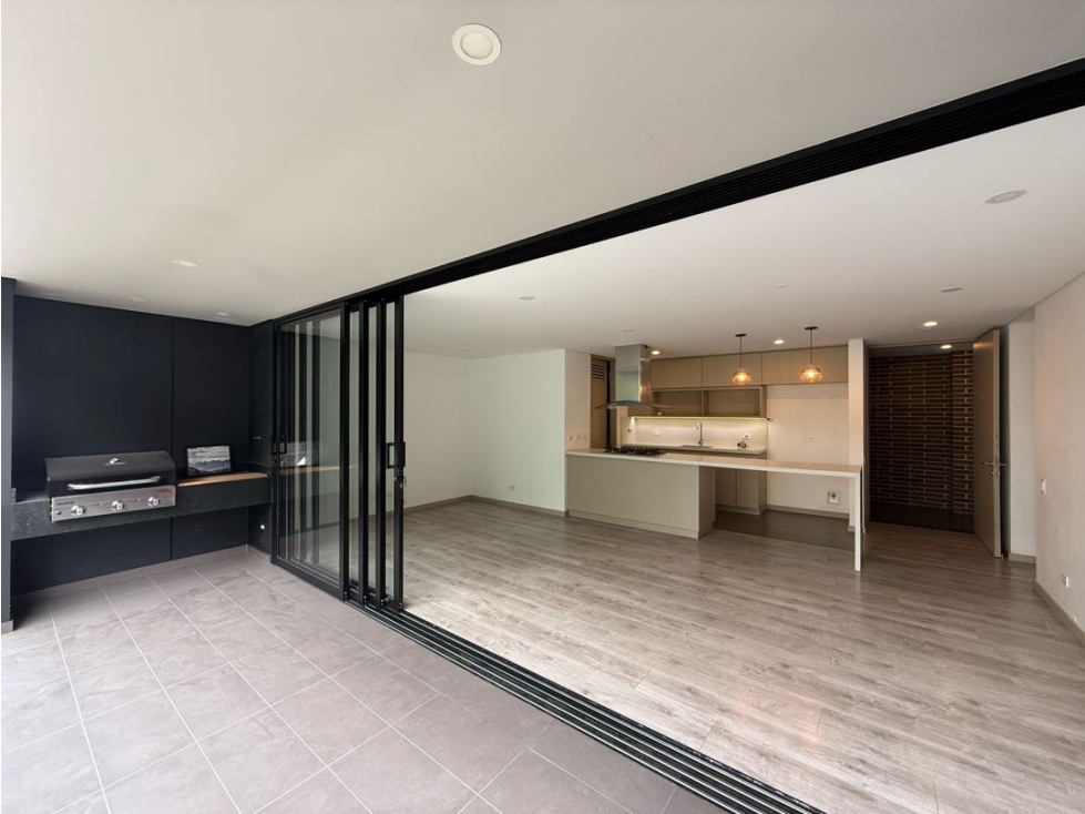 Venta espectacular apartamento poblado. 2 habitaciones principales