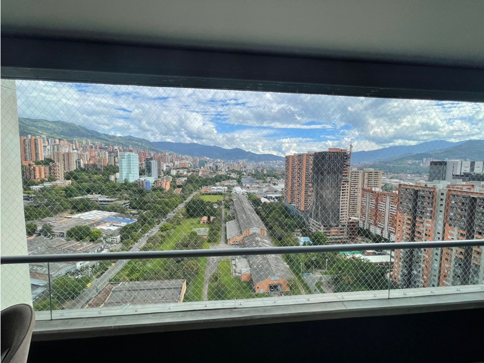 VENTA DE APARTALOF EN EL POBLADO - MEDELLIN — foto 2