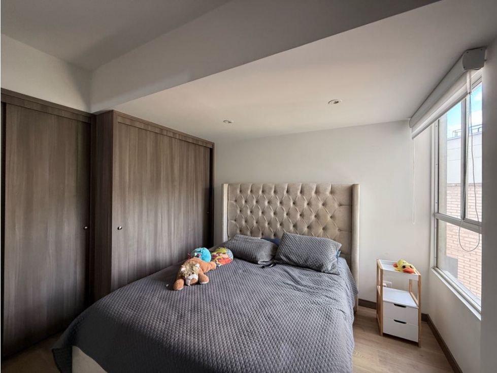 VENTA DE APARTAMENTO EN SABANETA PISO ALTO CON VISTA Y UNIDAD COMPLETA — foto 4