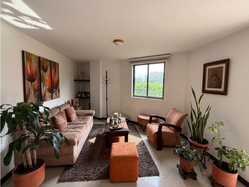 VENTA DE APARTAMENTO EN CONQUISTADORES CON ASCENSOR Y PORTERÍA — foto 5