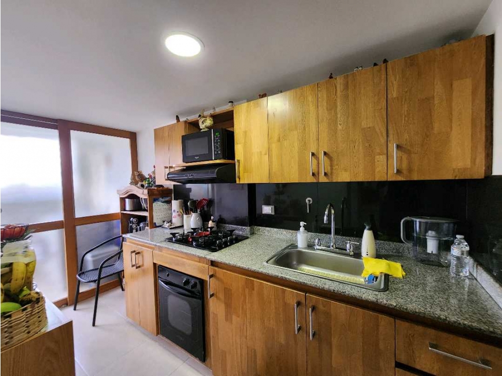 OPORTUNIDAD VENTA DE APARTAMENTO ENVIGADO PARTE PLANA Y EN UNIDAD — foto 3