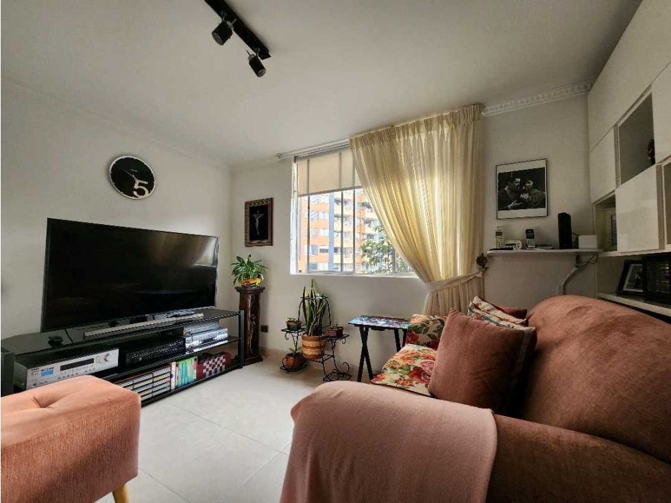 OPORTUNIDAD VENTA DE APARTAMENTO ENVIGADO PARTE PLANA Y EN UNIDAD — foto 5