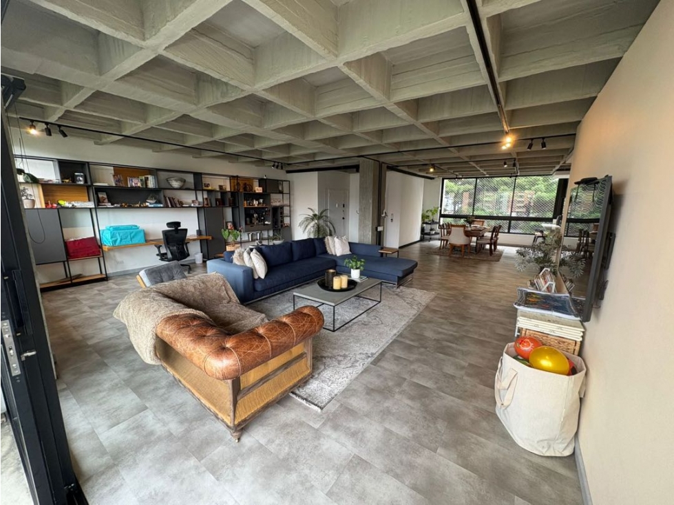 VENTA DE ESPECTACULAR APARTAMENTO REMODELADO EN EL POBLADO PARTE PLANA — foto 4