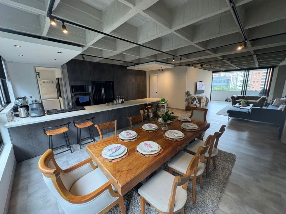VENTA DE ESPECTACULAR APARTAMENTO REMODELADO EN EL POBLADO PARTE PLANA — foto 5