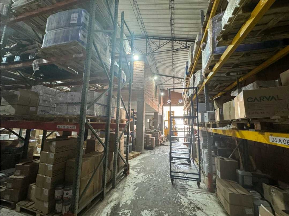 SUPER OPORTUNIDAD BODEGA EN EL MEJOR SECTOR Y MEJOR $/M2 Y EN UNIDAD - 3