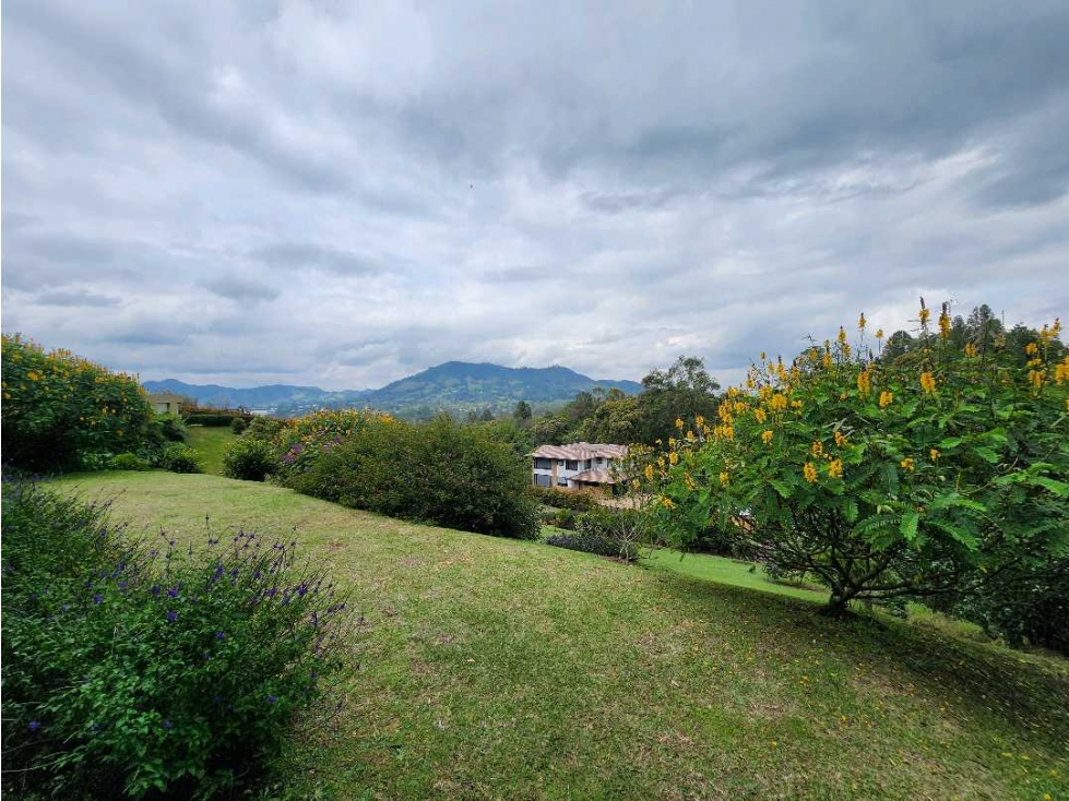 VENTA DE HERMOSA CASA EN LA CEJA, 1 NIVEL, UNIDAD CERRADA — foto 2