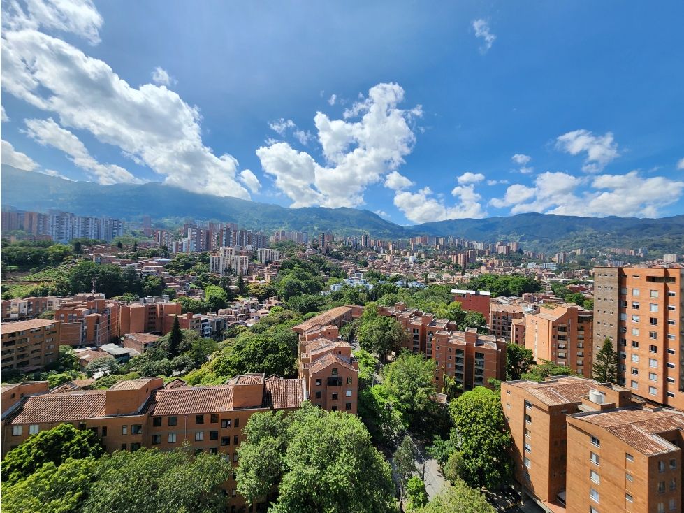VENTA DE APARTAMENTO ENVIGADO, PARTE PLANA, UNIDAD FAMILIAR — foto 3