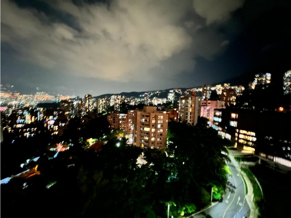 VENTA DE ESPECTACULAR APARTAMENTO EN EL POBLADO, EL TESORO — foto 4