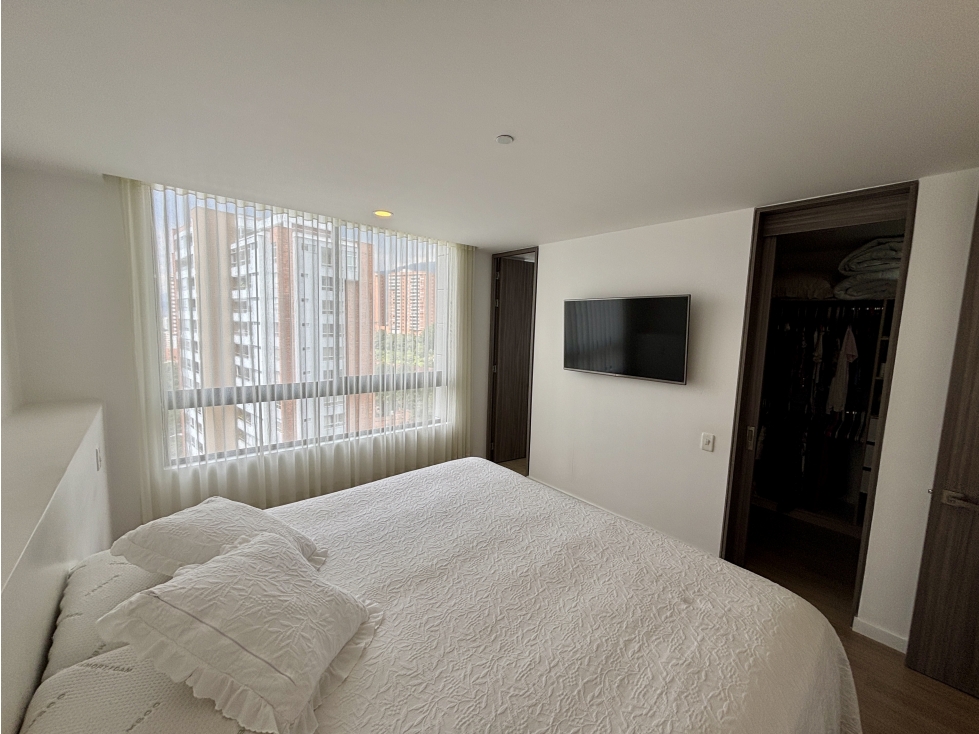 TE OFREZCO EXCLUSIVO APARTAMENTO EN ENVIGADO SECTOR LAS BRUJAS — foto 2