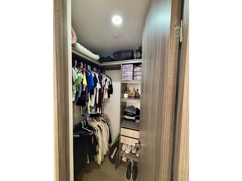 TE OFREZCO EXCLUSIVO APARTAMENTO EN ENVIGADO SECTOR LAS BRUJAS — foto 5