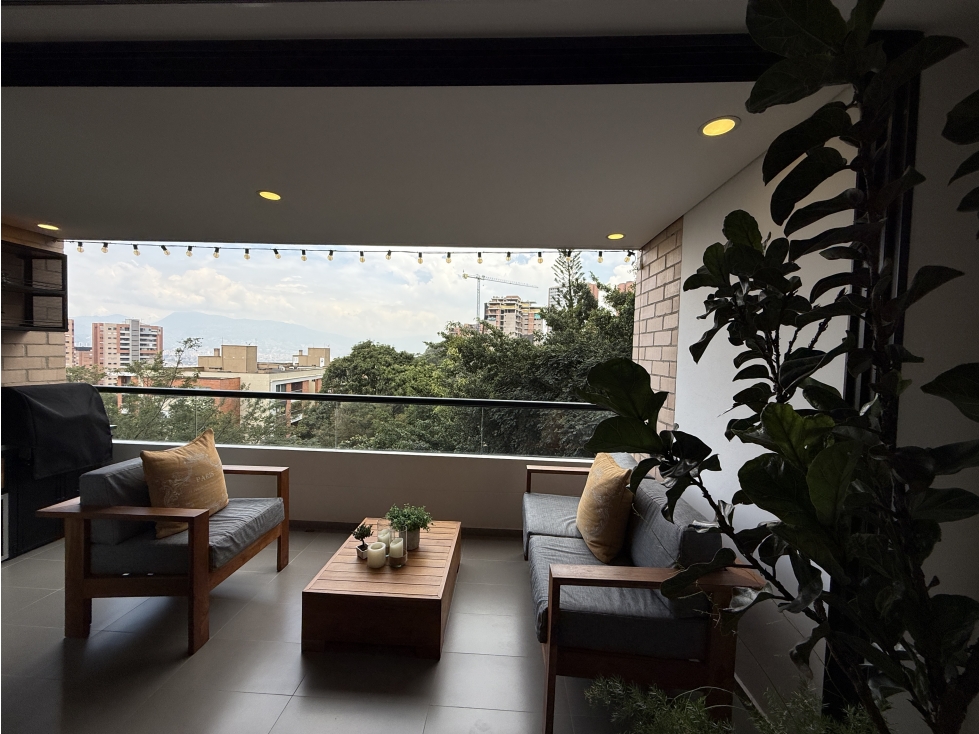 VENTA DE APARTAMENTO MODERNO, AMPLIOS ESPACIOS Y VISTA, EN ENVIGADO — foto 5