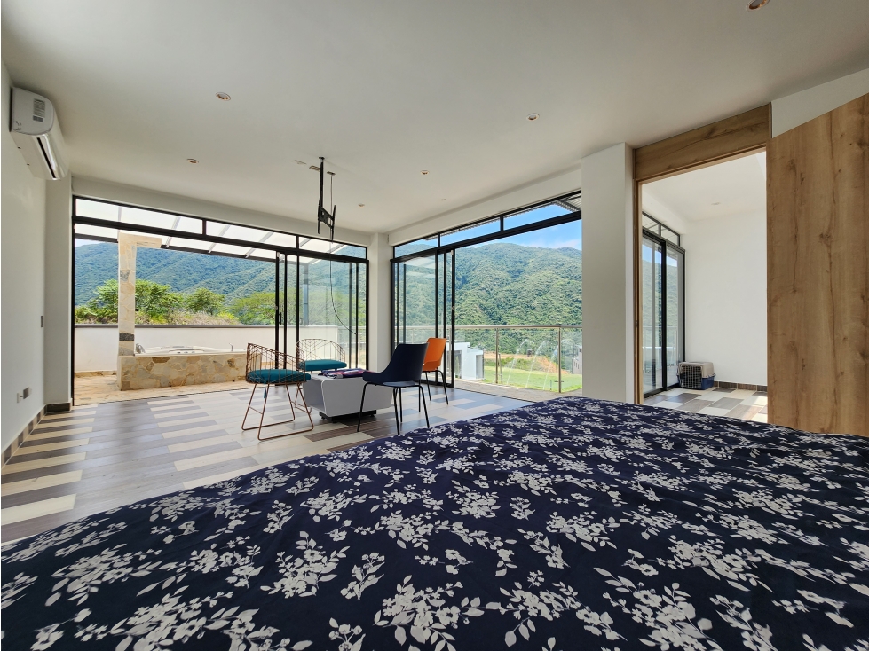 VENTA DE HERMOSA FINCA EN SAN JERONIMO CON PISCINA, AMPLIOS ESPACIOS — foto 5