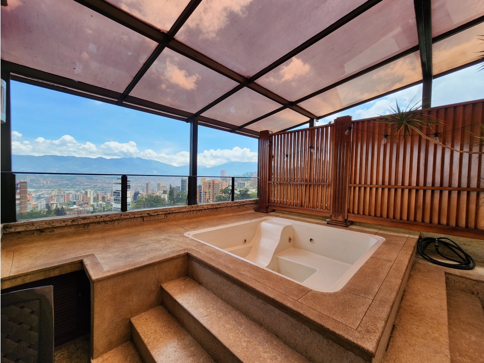 VENTA DE PENTHOUSE POBLADO 257M2 Y 50M2 DE TERRAZAS, REMODELADO — foto 5