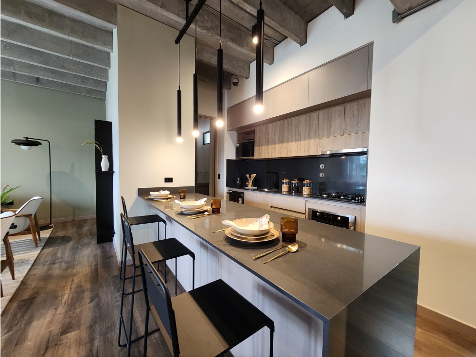 VENTA DE ESPECTACULAR PENTHOUSE PARA ESTRENAR EN EL POBLADO — foto 3