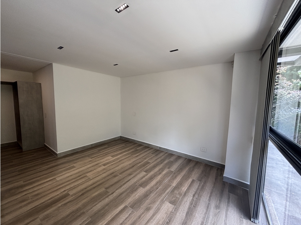 VENTA ESPECTACULAR CASA EN ENVIGADO CON VISTA, EL ESCOBERO — foto 6