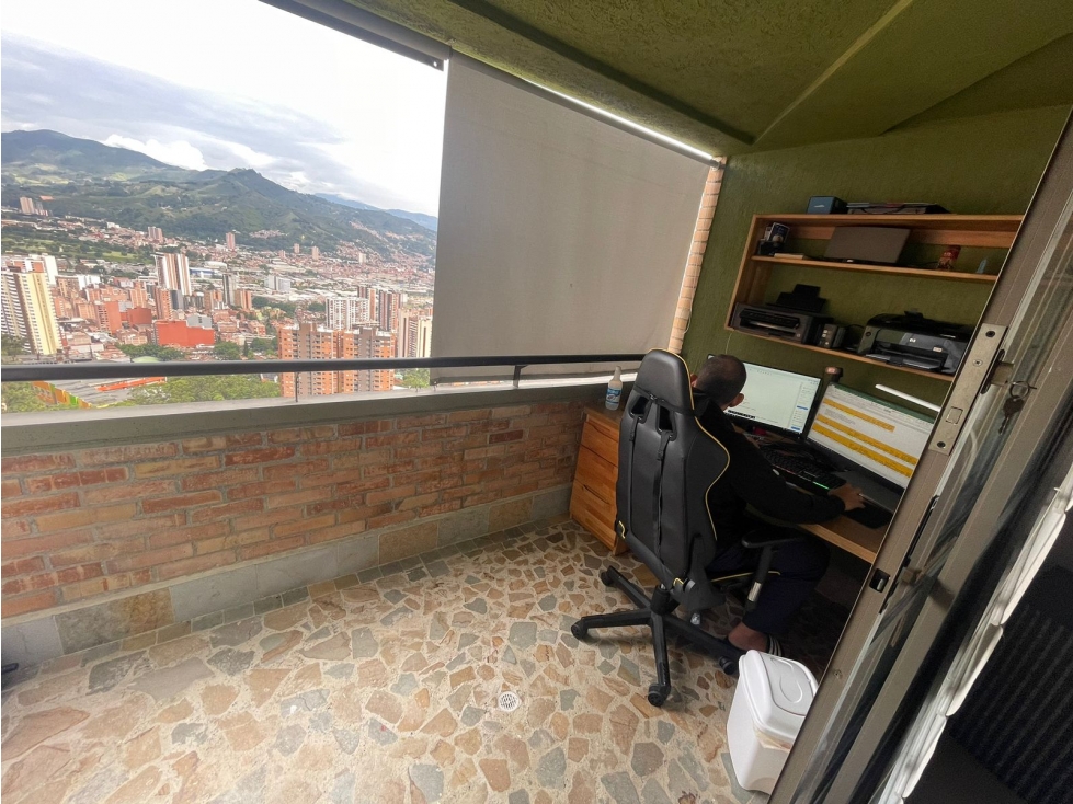 APARTAMENTO SABANETA, AMPLIO Y CON LA MEJOR VISTA
