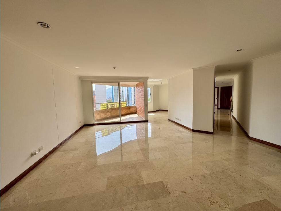 EXCELENTE APARTAMENTO EN VENTA EN LAURELES — foto 2