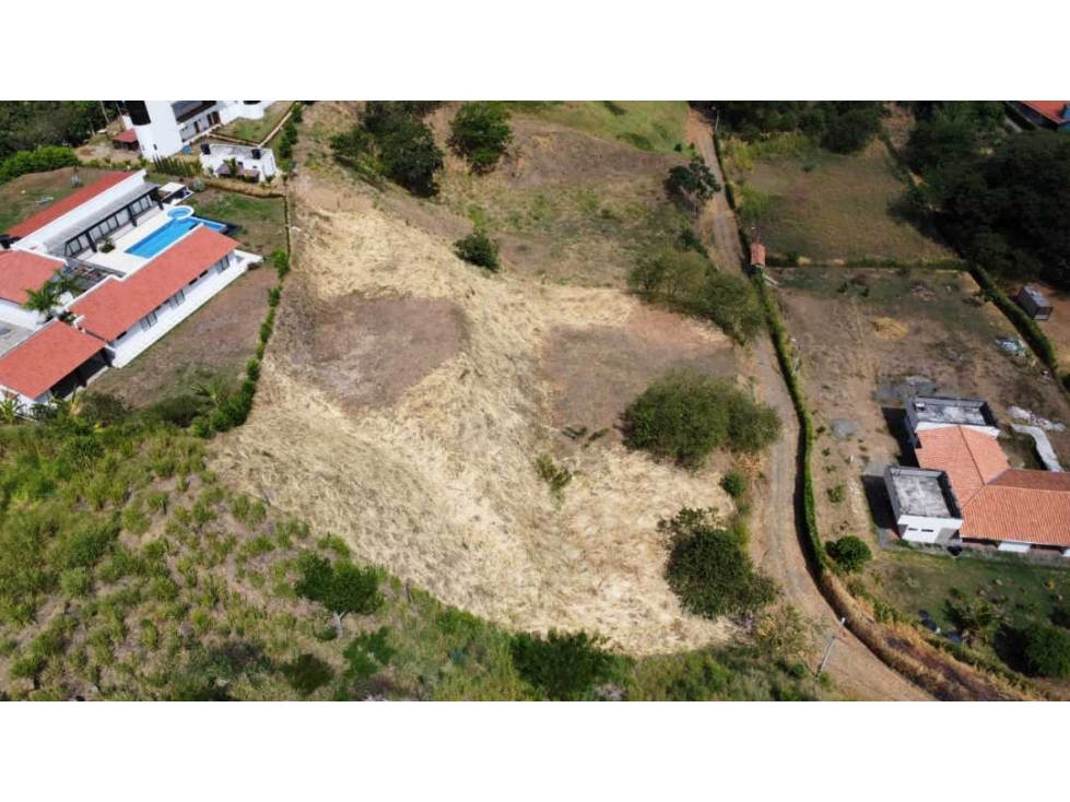 *LOTE CON HERMOSA VISTA EN OCCIDENTE SOPETRAN* — foto 4