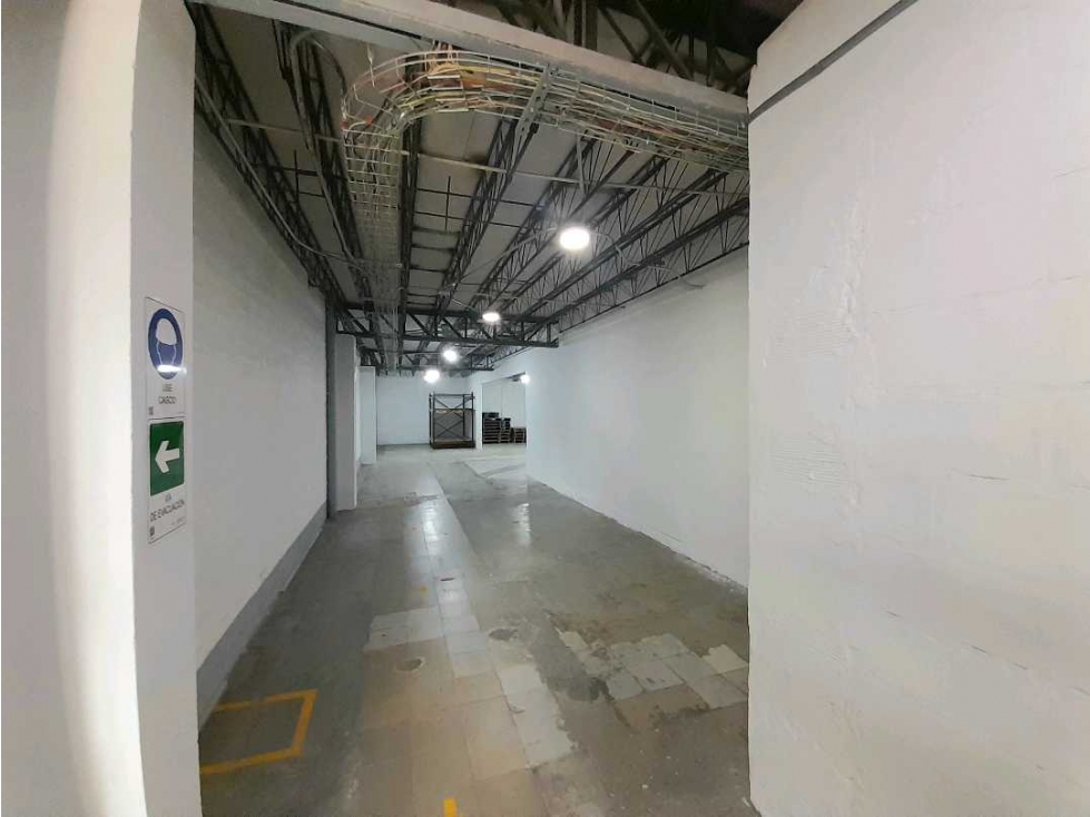 Alquiler Bodega Olaya 9301068 DL — foto 4