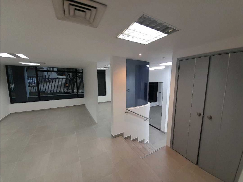 Alquiler Oficina/local Comercial Poblado 9292095 DL — foto 2