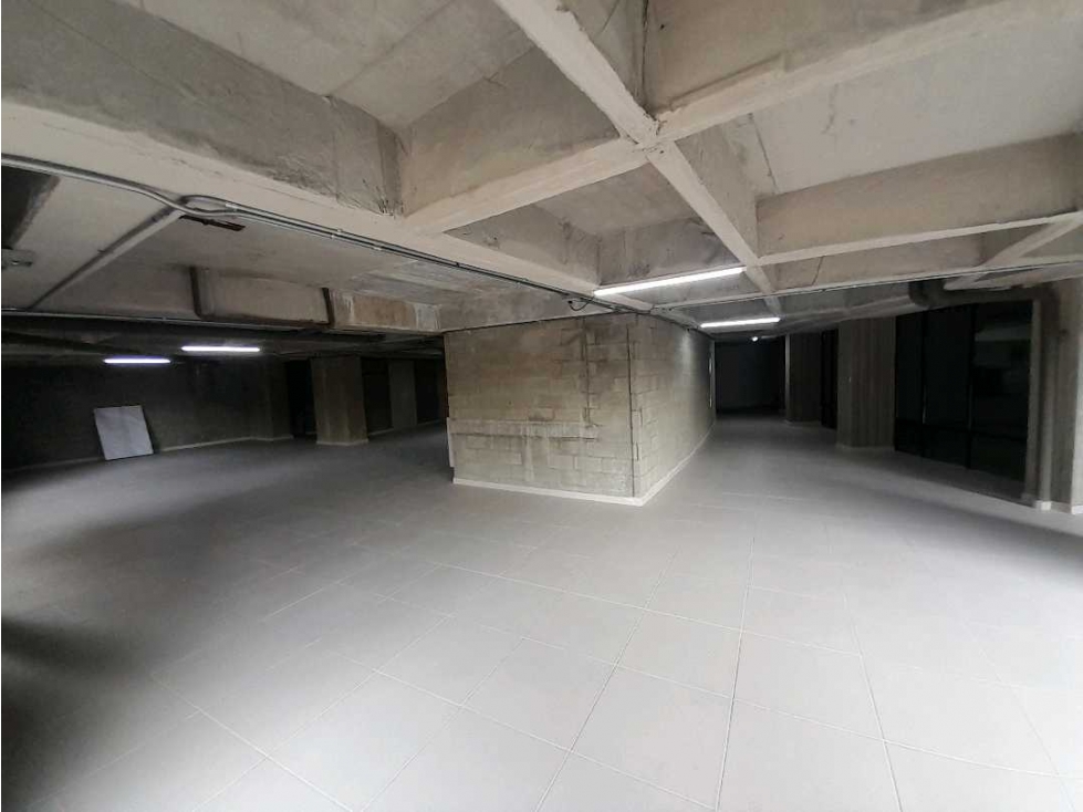 Alquiler local comercial sector milla de oro 8373808 — foto 5