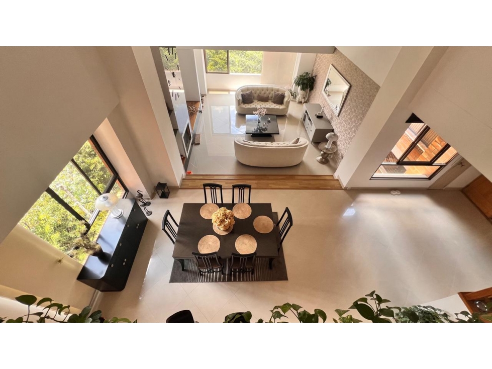 VENTA PENTHOUSE DUPLEX LOMA DE LOS GONZÁLEZ - MEDELLÍN
