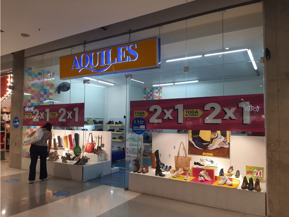 Venta local C.C. Fundadores — foto 3