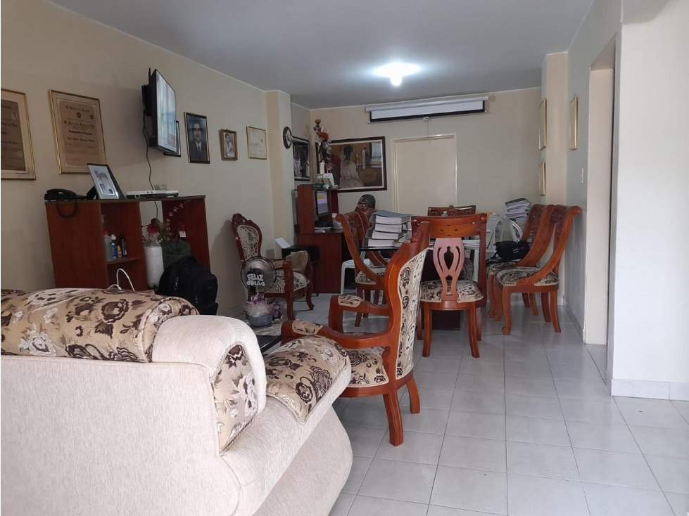 SE VENDE CASA 3 PISOS CAPRI 9575621 GV -CA — foto 2