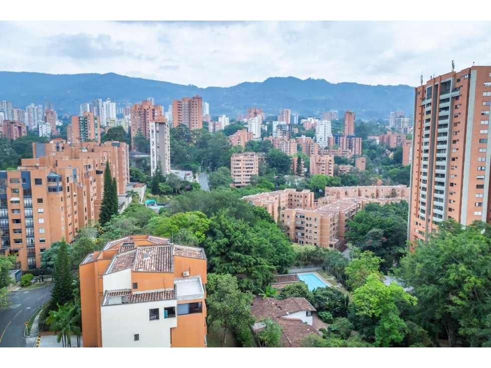 VENTA DE APARTAMENTO TIPO LOFT AMUEBLADO EN ZONA EXCLUSIVA-EL POBLADO