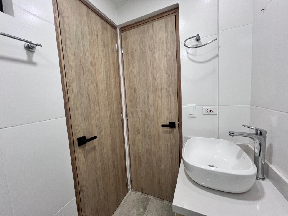 VENTA DE CASA EN RIONEGRO, SECTOR SAN ANTONIO — foto 3