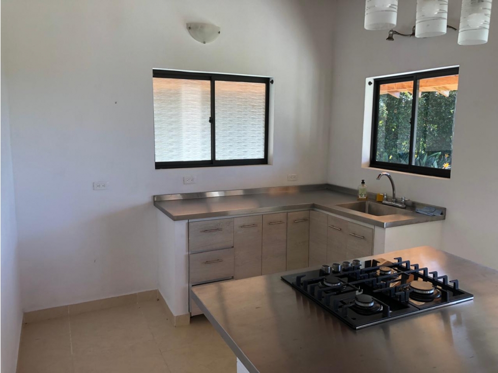 VENTA FINCA CARMEN VIBORAL- CERCA A VÍA PRINCIPAL