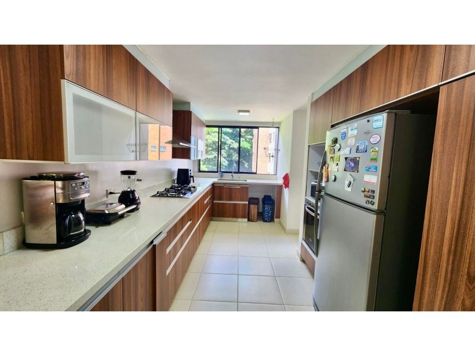 GANGA 245 METROS VENTA DE APARTAMENTO EN SECTOR CASTROPOL — foto 2