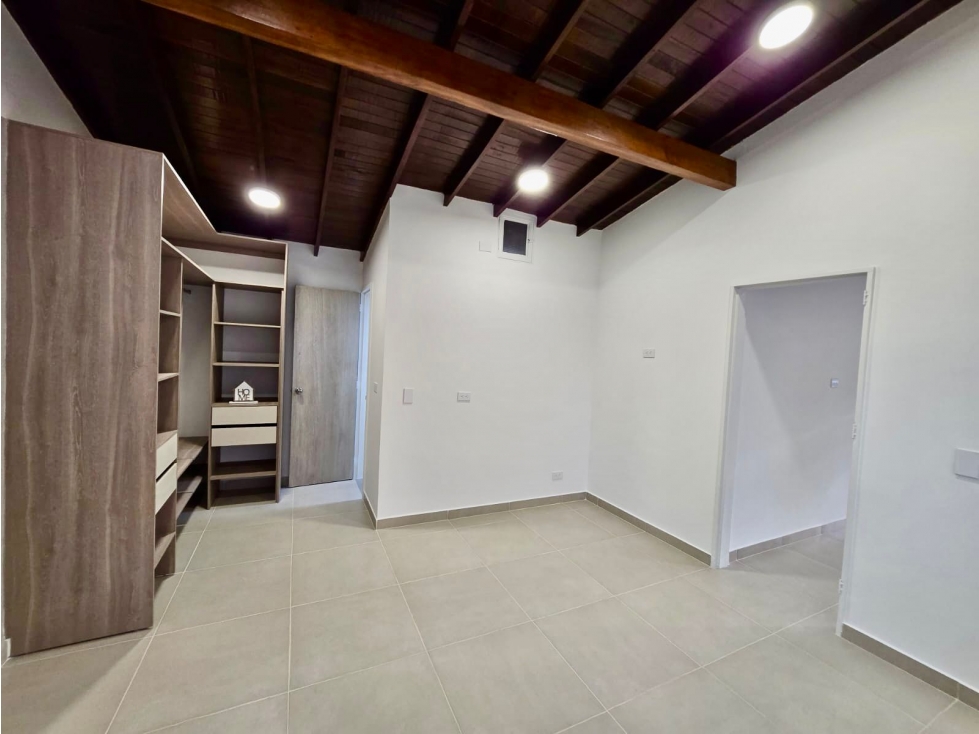 VENTA DE APARTAMENTO EN LAURELES CERCA AL ROMPOI DON QUIJOTE — foto 2