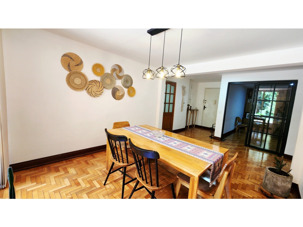 VENTA APARTAMENTO REMODELADO EN MILLA DE ORO EL POBLADO — foto 2