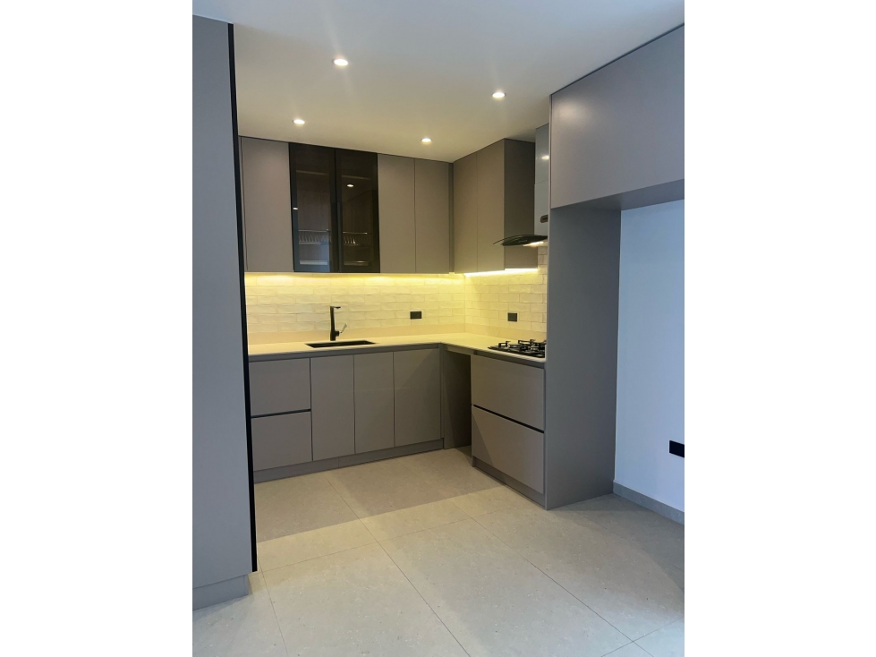 VENTA CASA EN LA CEJA - CERCA AL VIVA — foto 3