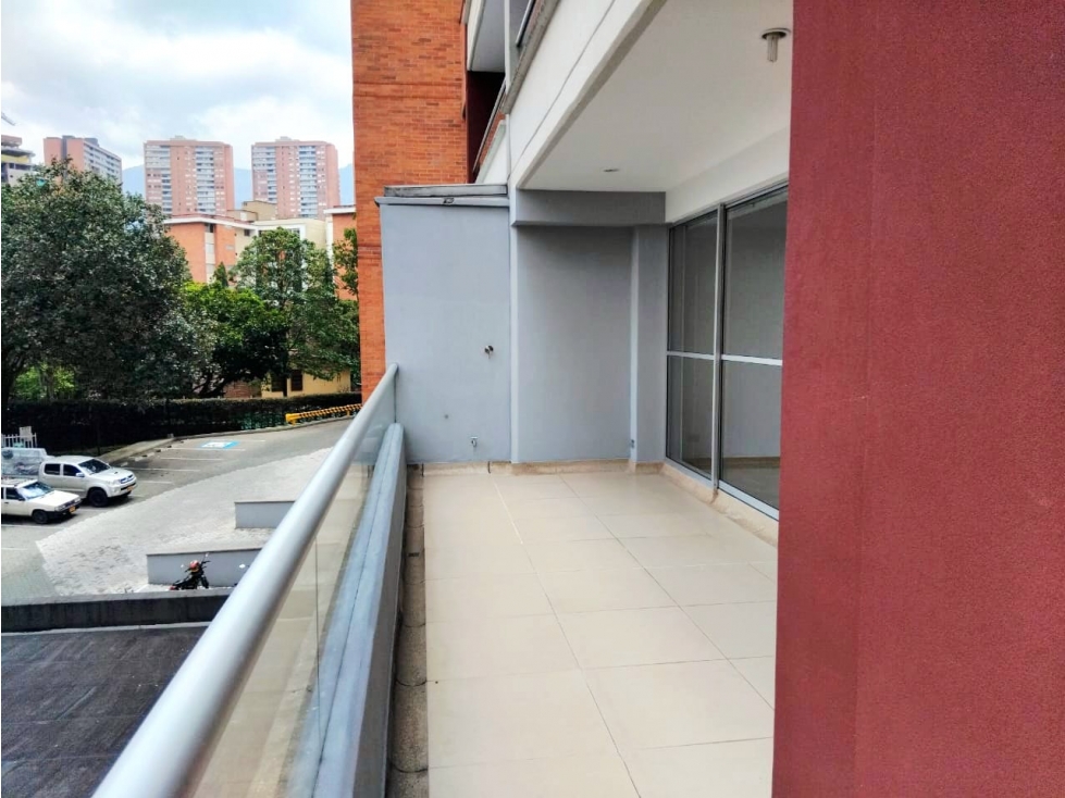 VENTA APARTAMENTO EN LOMA DE LAS BRUJAS - ENVIGADO — foto 2