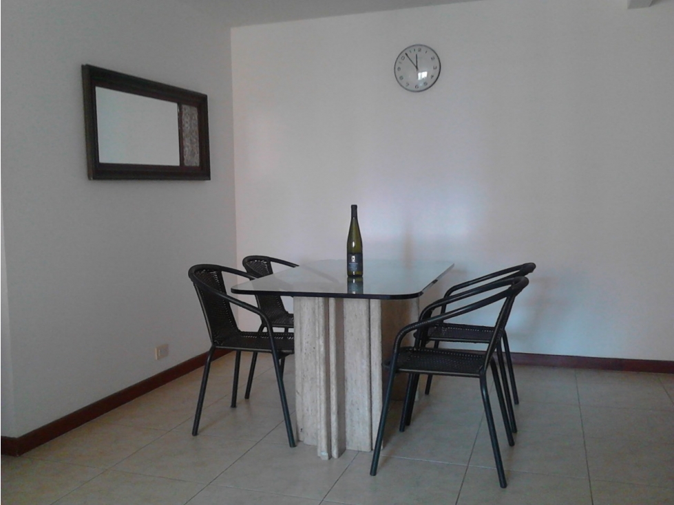 VENTA APARTAMENTO EN LOMA DE LOS BERNAL — foto 5
