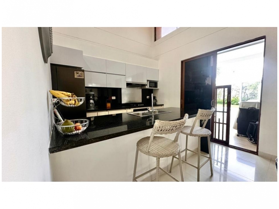 VENDO EXCLUSIVA CASA EN BARCELONA DE INDIAS CARTAGENA