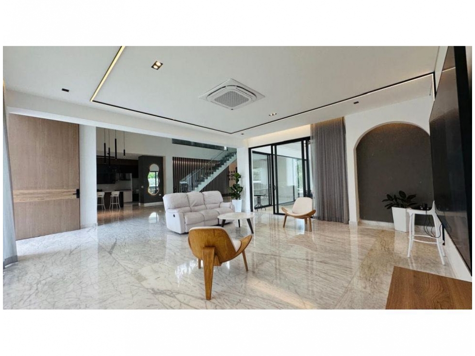 VENDO EXCLUSIVA CASA EN BARCELONA DE INDIAS CARTAGENA — foto 4