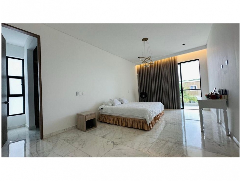VENDO EXCLUSIVA CASA EN BARCELONA DE INDIAS CARTAGENA — foto 5