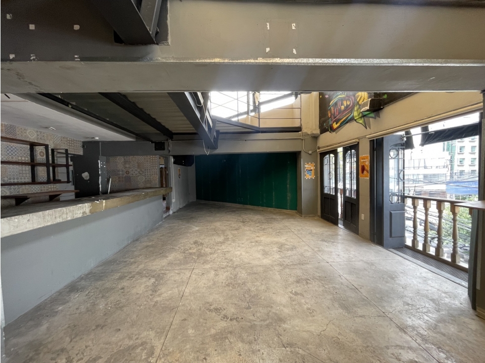 RENTA DE LOCAL COMERCIAL CON USO DE SUELO EN LA DEL VALLE, BENITO JUÁREZ - 1