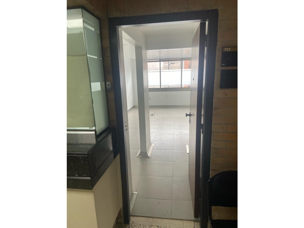 CONSULTORIO PARA LA VENTA, ANTIGUO COUNTRY, BOGOTÁ — foto 5