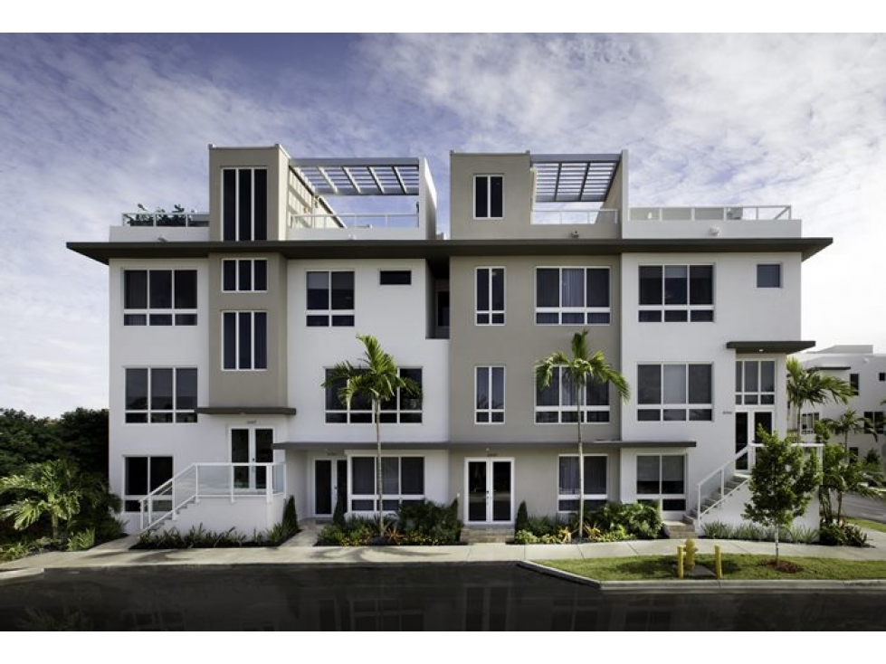 LANDMARK 2-STORY TOWNHOMES