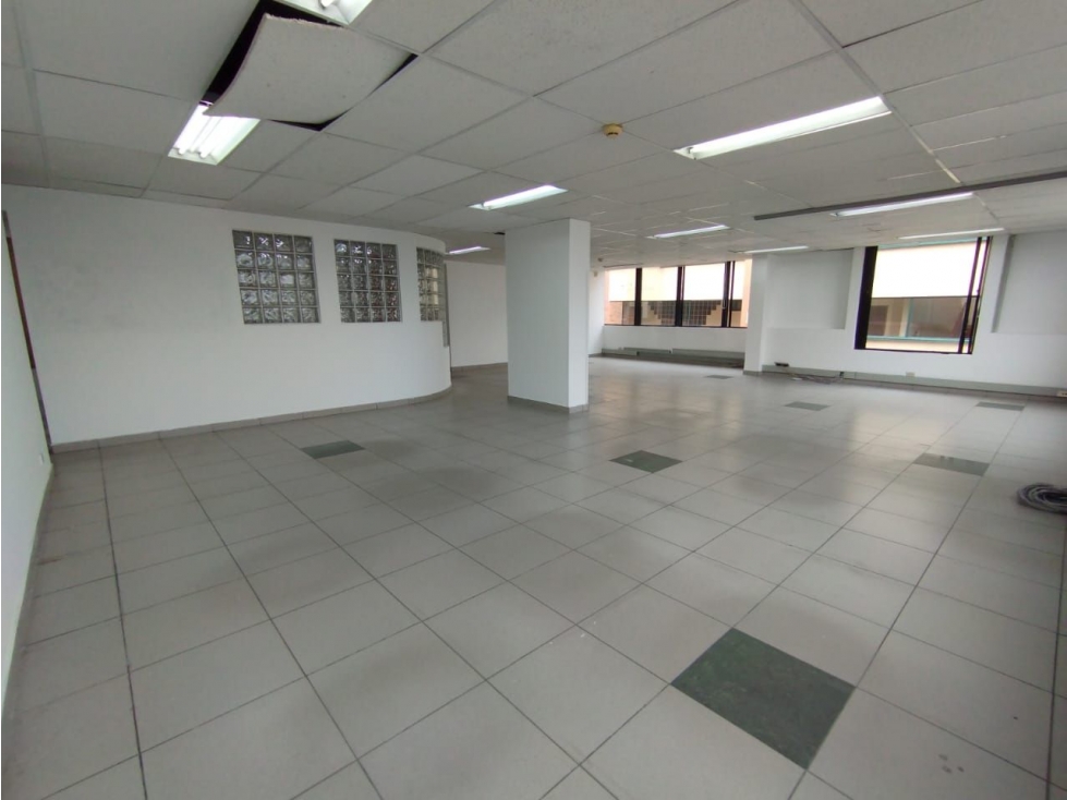 OFICINA EN VENTA, NOGAL, BOGOTÁ — foto 2