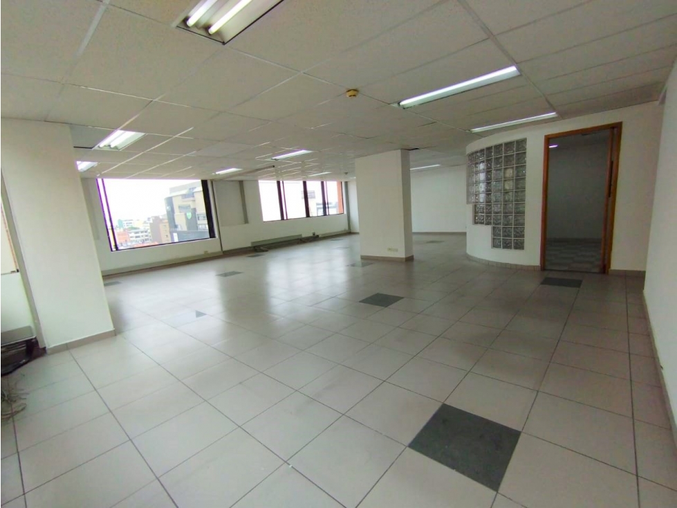 OFICINA EN VENTA, NOGAL, BOGOTÁ — foto 3