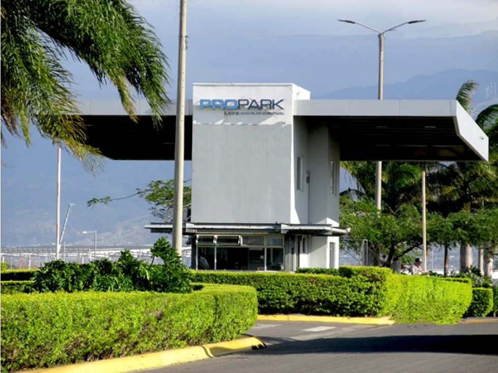 PROPARK ZONA FRANCA — foto 2