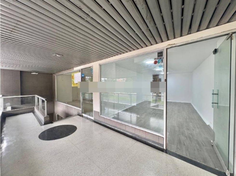 VENDO LOCAL COMERCIAL SANTA PAULA