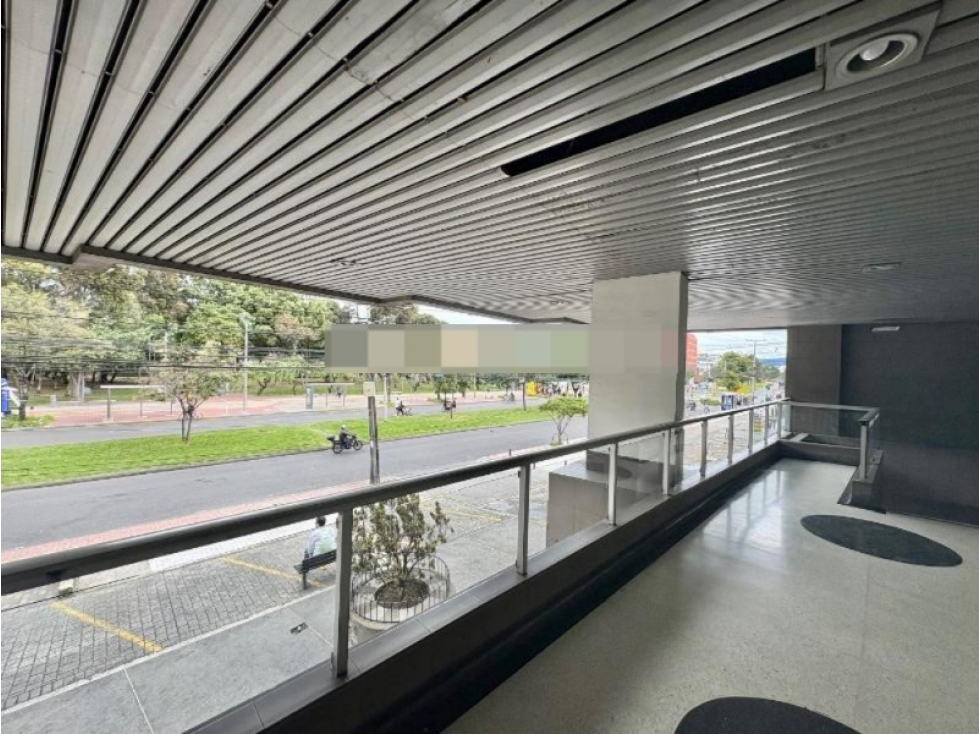 VENDO LOCAL COMERCIAL SANTA PAULA — foto 5